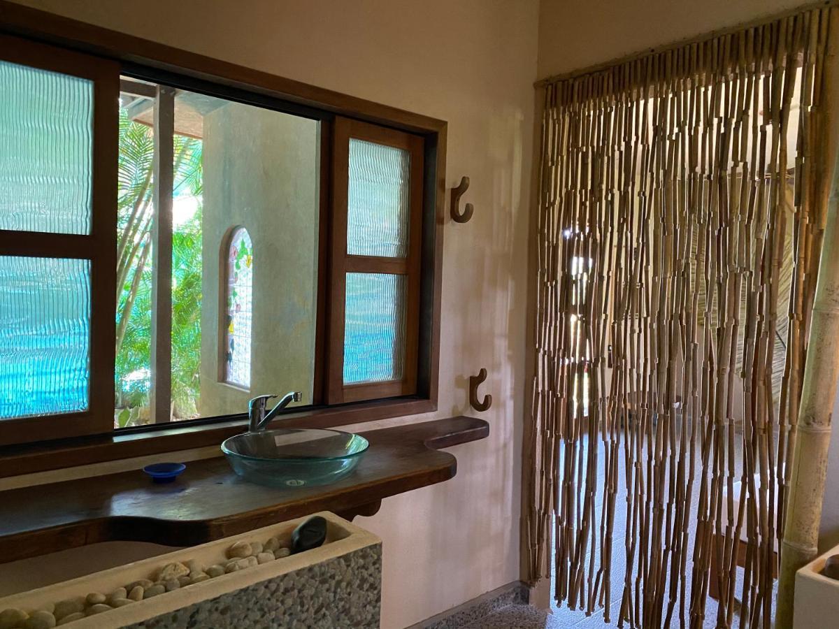 Villas Adriana, Palenque Luaran gambar
